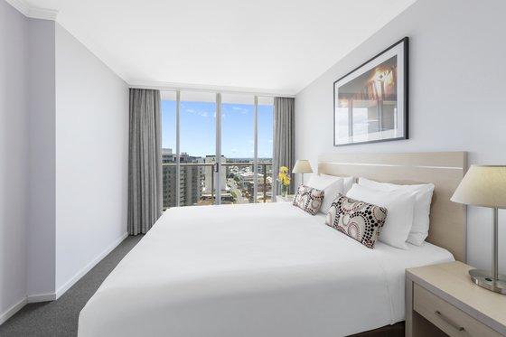 Oaks Brisbane Lexicon Suites Servis gambar